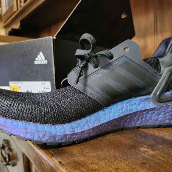adidas UltraBOOST 20 - Men’s Size 5.5 - Almost Perfect Condition - Picture 2 of 4